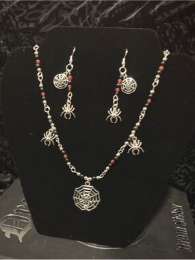 Silver Spider Web Pendant Necklace and Earring Set with Carnelian Beads